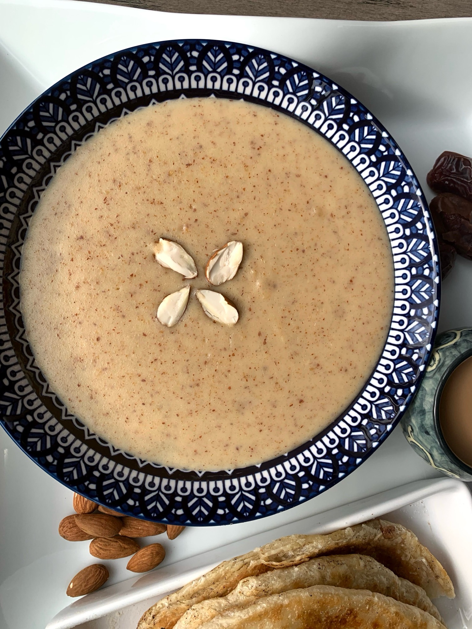 Almond Hareera (Hydrabadi Badaam Ka Hareera حیدرآبادی بادام اور گینہوں کا حریرہ )